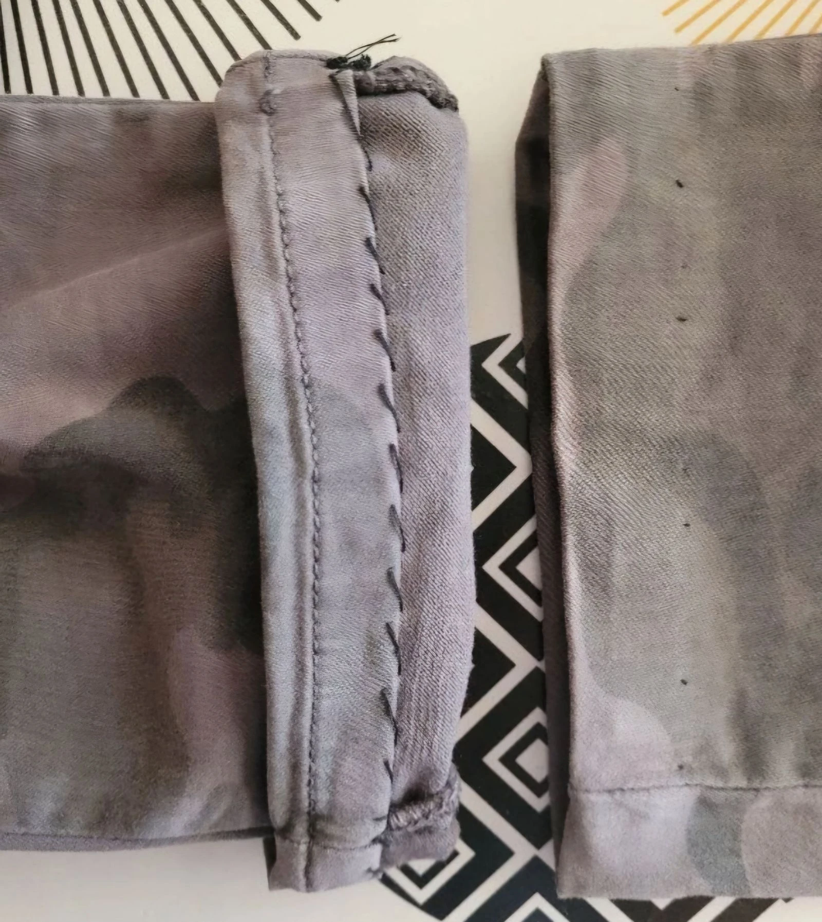 Monoprix Calça/Jeans Skinny TFr40/TL - Estampa Militar Cinza e Cintura Média em Ótimo Estado – photo 17